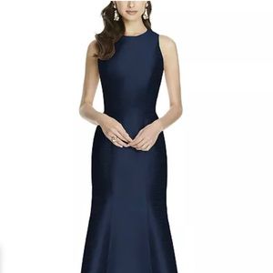 Alfred Sung Bow Back Trumpet Gown in Midnight